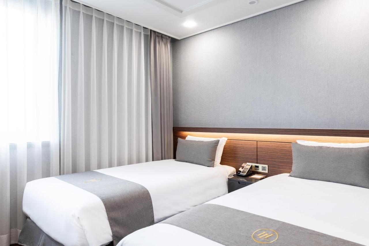 Hotel L'Art City Incheon Bagian luar foto