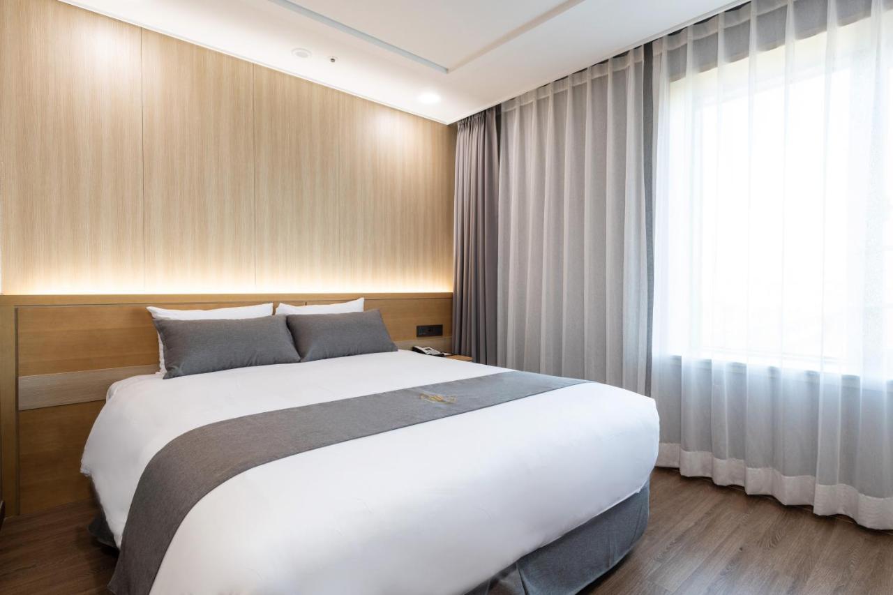 Hotel L'Art City Incheon Bagian luar foto
